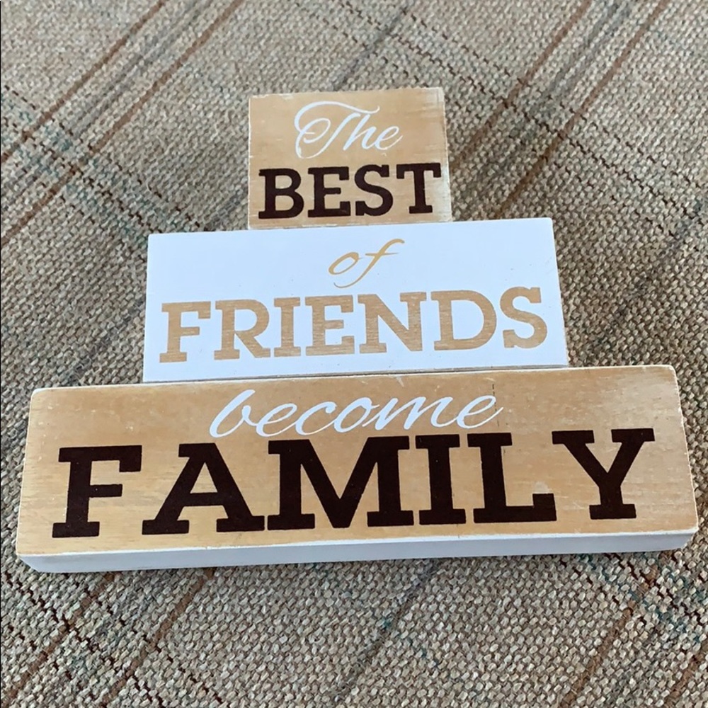 Friend Family Sign - Picture 2 of 6
